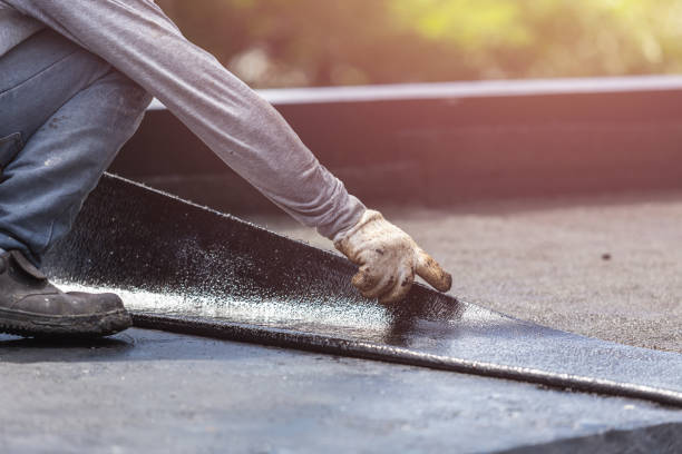 Professional Vapor Barrier Installation technician working in Holland, MI